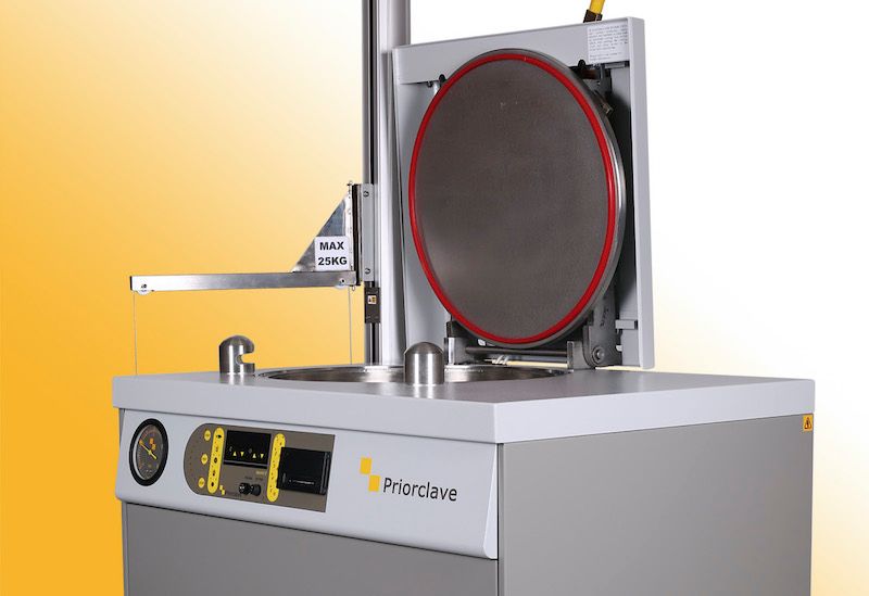 Top Loading Autoclaves the real alternative for small Labs